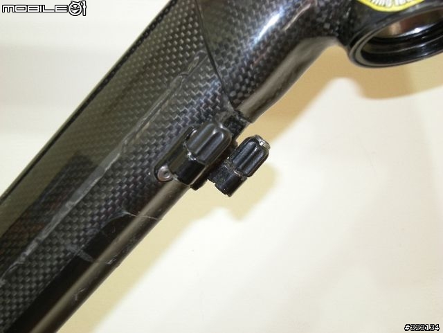 (開箱文)金屬價格高漲 只好買非金屬的碳纖車架.....08MERIDA 907
