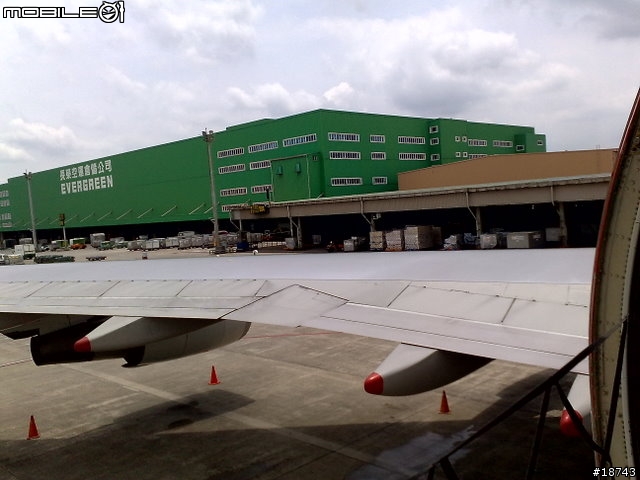 [圖多] N82 隨手拍 747-400F 全貨機