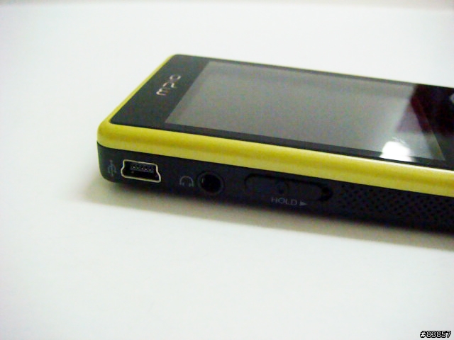 我朋友買的超大螢幕MP4--MG300