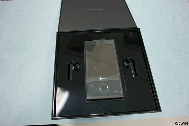 法雅客入手Diamond及配件(藍芽耳機)、新增Benchmark、mPro申辦資料~