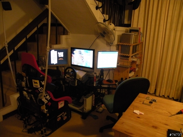 [組裝開箱文]家用  DIY  xbox360  蒼蠅人專用多螢幕賽車座(6/4初版定裝照)
