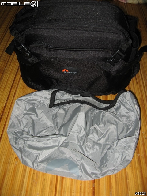 [簡單開箱] Lowepro Inverse 200 AW (2008/6/23新增照片了!)