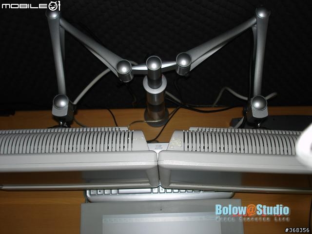 [不專業的開箱文]HOOLIN LCD Monitor Arm LA2-23單螢幕懸臂 + LA2-23w雙螢幕懸臂