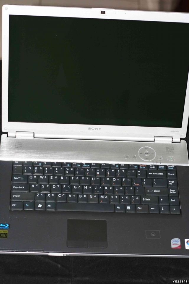 [開箱文] SONY VAIO VGN-FZ92S 日規機 VOM版
