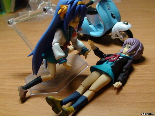 [分享]Figma的可動人型 此方泉.涼宮春日.長門有西