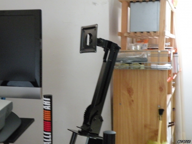 [組裝開箱文]家用  DIY  xbox360  蒼蠅人專用多螢幕賽車座(6/4初版定裝照)