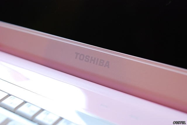 [分享]TOSHIBA M800 粉姬(今夏女生最愛不釋手的新玩具)