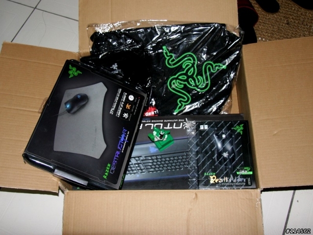 [蛇之閃光文]Razer全套裝備，群蛇出動開箱文