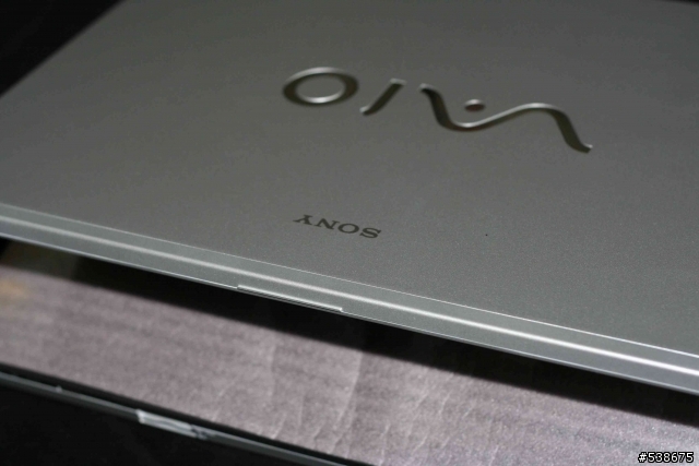 [開箱文] SONY VAIO VGN-FZ92S 日規機 VOM版