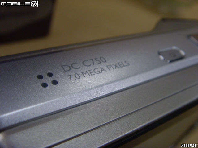 [開箱的分享]連拍DC DC-BenQ C750頂極殺手戰鬥機