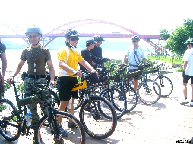 6月２２日ＭＯＮＴＡＧＵＥ悍馬車聚八里十三行遊