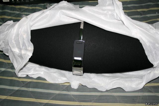 [ 簡單開箱分享 ] B&W Bowers&Wilkins Zeppelin 高音質的飛船~
