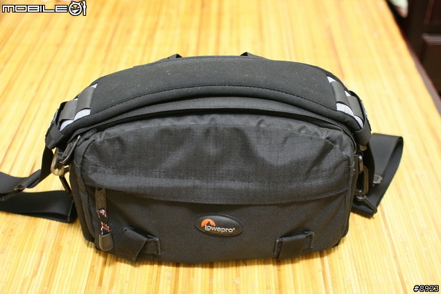 [簡單開箱] Lowepro Inverse 200 AW (2008/6/23新增照片了!)