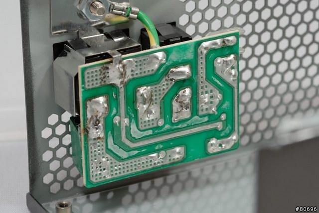 保銳魔族MODU 82+ 625W模組化電源供應器簡介及測試