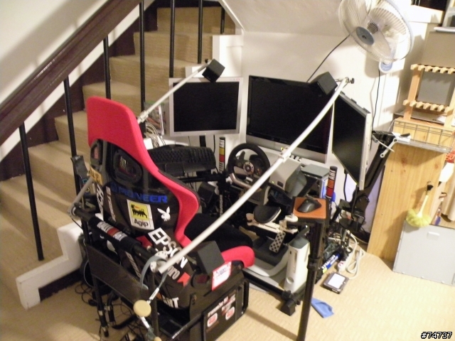 [組裝開箱文]家用  DIY  xbox360  蒼蠅人專用多螢幕賽車座(6/4初版定裝照)