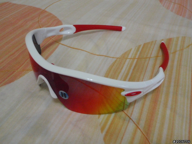 [開箱分享]紅吱吱的OAKLEY RADAR