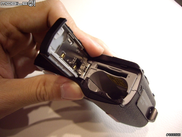 [開箱] 皮質握把的小DC-BenQ C850