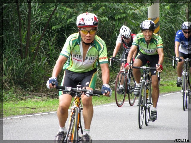 2008桃園縣 縣長盃（東眼山）自由車比賽隨手拍--第2頁有新照片