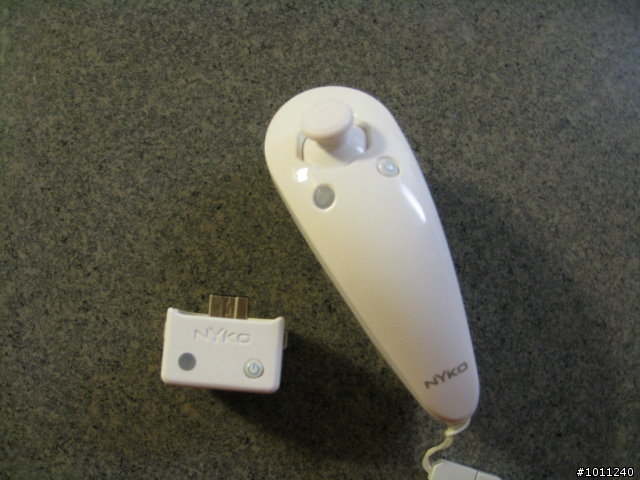 [開箱] NYKO Wireless Nunchuk Controller