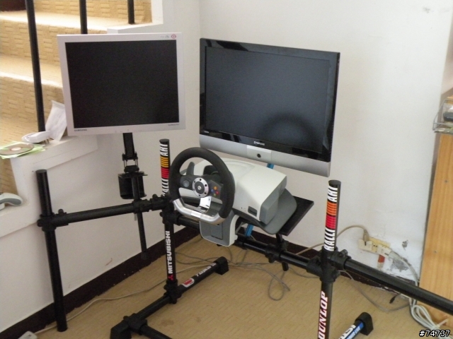 [組裝開箱文]家用  DIY  xbox360  蒼蠅人專用多螢幕賽車座(6/4初版定裝照)