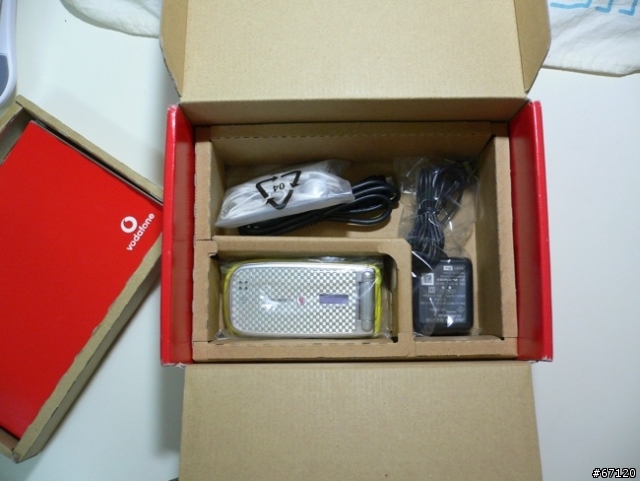[分享] 經典日機Sharp 804sh 老機新開箱