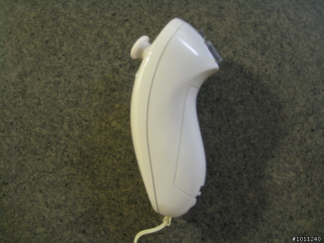[開箱] NYKO Wireless Nunchuk Controller