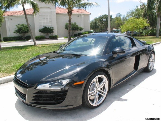 Posting my 08 brand new Audi R8