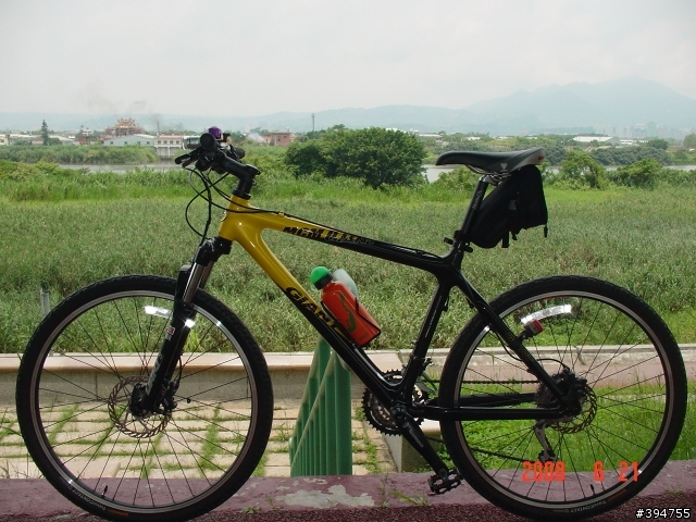 請教大大登山車極速紀錄 台灣奇蹟72km見p3 37F 及172K安全設施見p4 53F（請注意自身跟他人的安全）