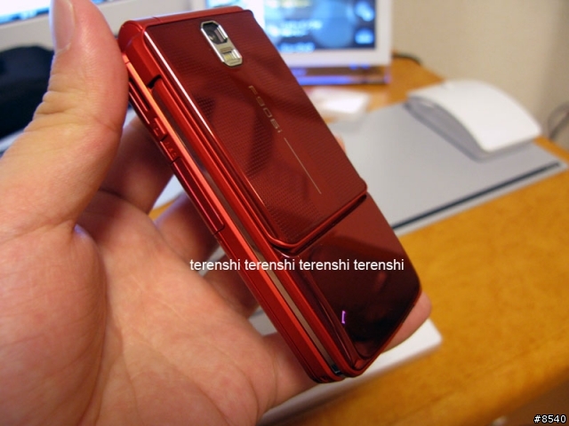 DOCOMO 906i series 首發第三撃 F906i 開箱圖