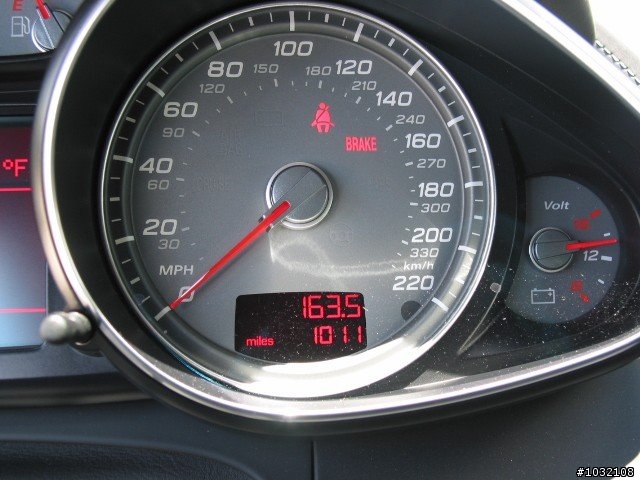 Posting my 08 brand new Audi R8
