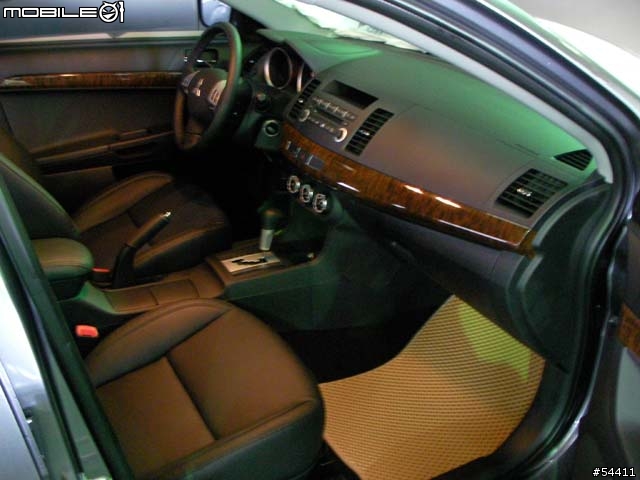 小 Lancer..劃下句點....世代交替 Fortis 上場, 交車囉..