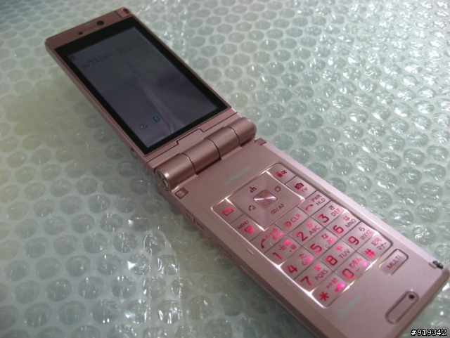 [分享] Docomo FOMA P906i 粉紅色  開箱啦!!