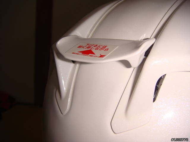 [不專業a開箱文]搭電車踢到寶之Arai RR5(GLASS WHITE)