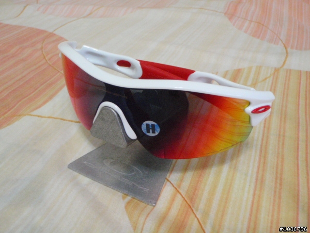 [開箱分享]紅吱吱的OAKLEY RADAR