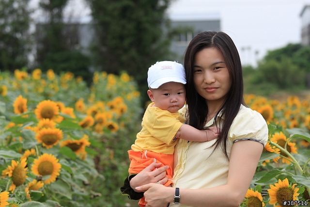 [不不專業開箱]EF 70-200MM F4 L IS USM...小小白IS