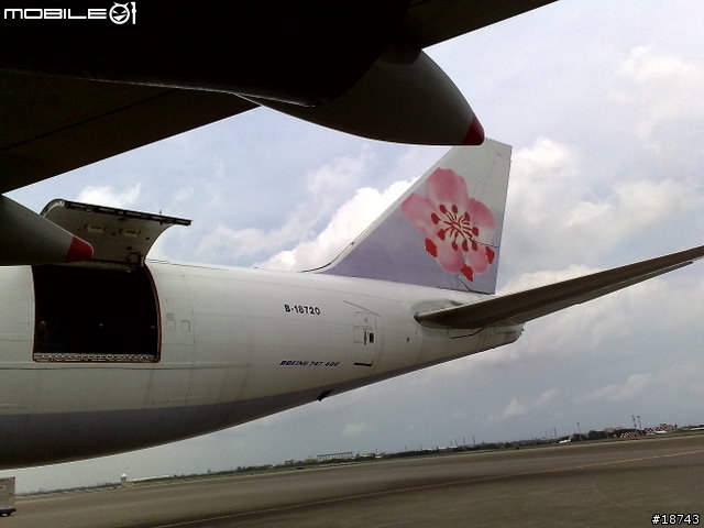 [圖多] N82 隨手拍 747-400F 全貨機