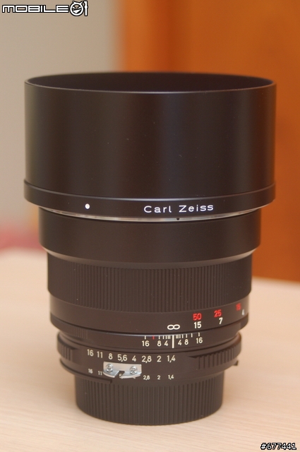 【分享】Carl Zeiss Planar T* 1.4/85mm ZF 開箱照