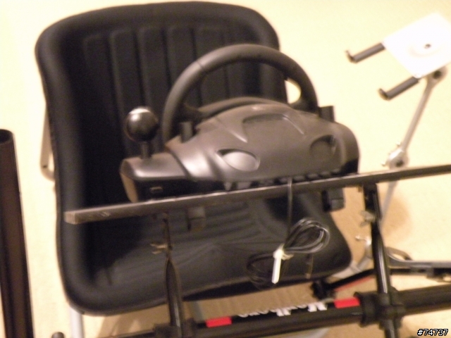[組裝開箱文]家用  DIY  xbox360  蒼蠅人專用多螢幕賽車座(6/4初版定裝照)