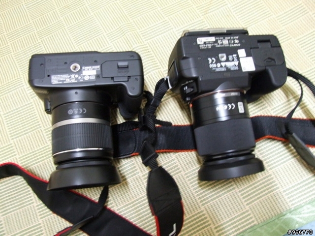 [不專業] 我的450d 開箱文 & 小比較a300.......