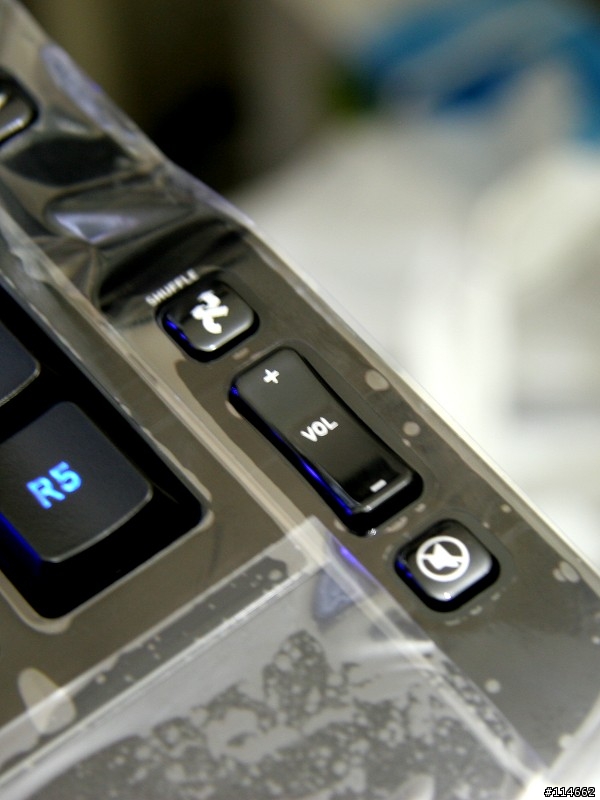 [蛇之閃光文]Razer全套裝備，群蛇出動開箱文