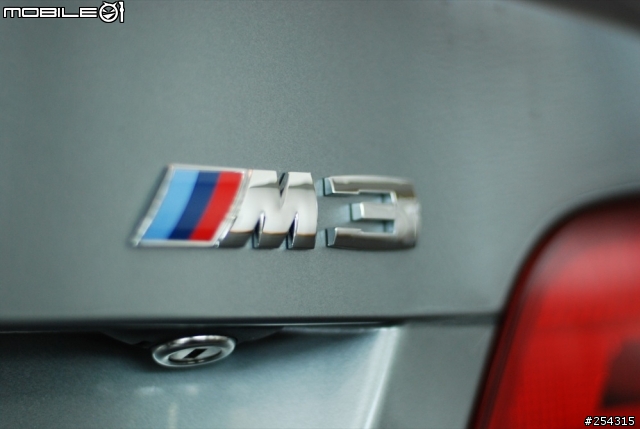 [開箱] 新E92 M3 - 07/02新增 小改裝分享