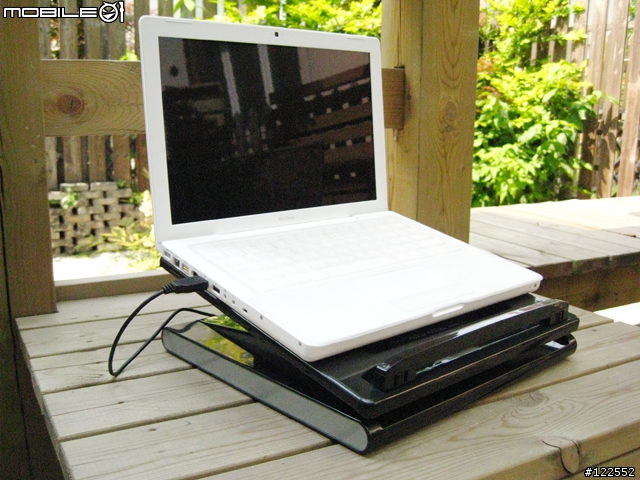 [分享]actto筆記型電腦架---給Macbook一個好椅子