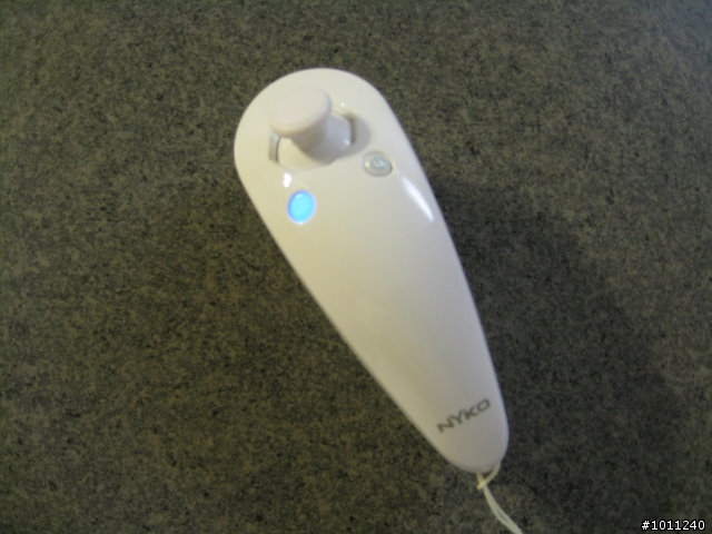 [開箱] NYKO Wireless Nunchuk Controller