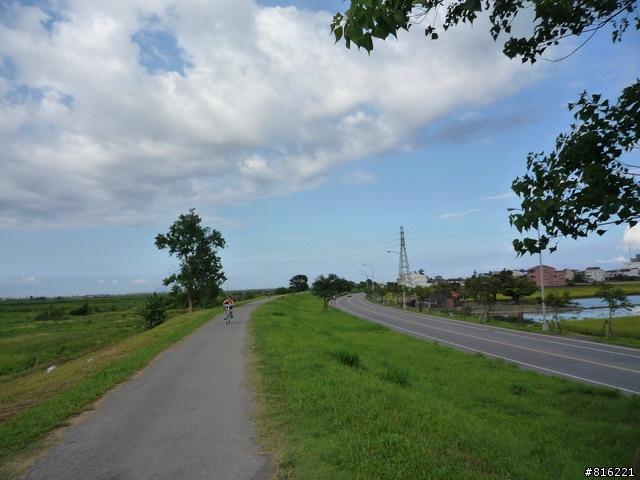 宜蘭 -- 雙園自行車道之羅東運動公園--蘭陽橋