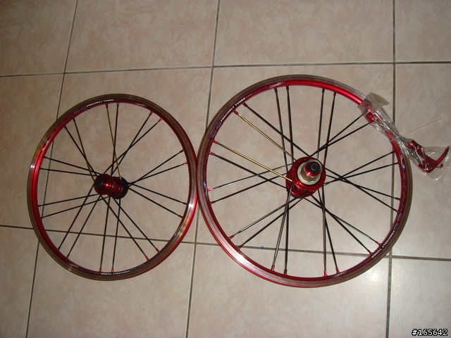 2008 Dahon Jetstream P8 & sparco wheel