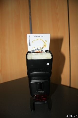 請教一下有580EX的前輩，反光板SIZE多大一塊？