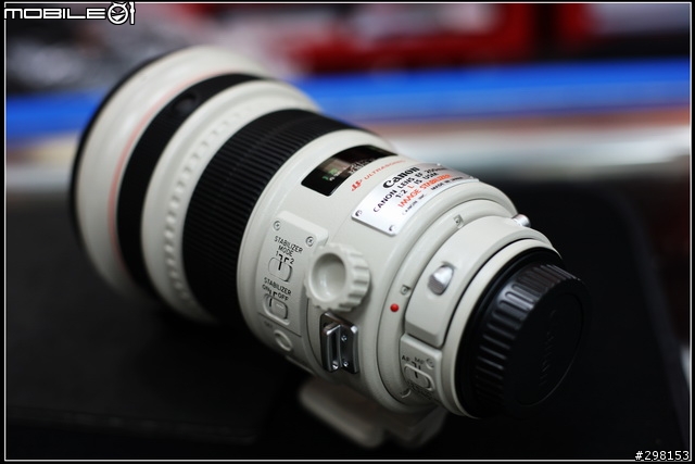 頂尖對決:Canon EF 200mm f/2L IS USM vs Canon EF 200mm f/1.8L USM 鏡皇正面PK戰