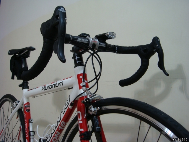 [分享] ARGON 18 Plutonium 新入荷~==手癢進化體 VER1.5==