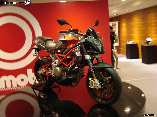 2008 bimota's 義式經典重型機車展