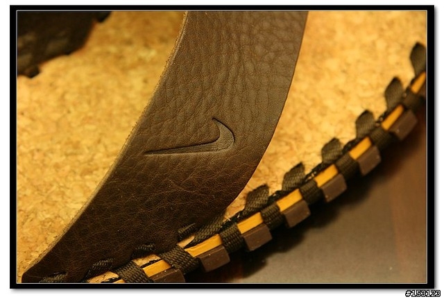 再開箱~~ 時尚味頗重~NIKE~夾腳拖.....